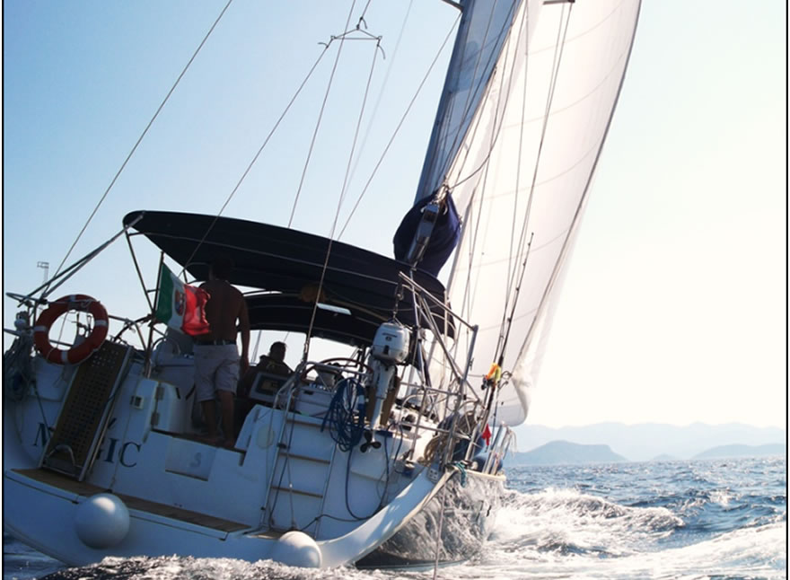 Noleggio barche a vela di lusso - Oceanis 523 vacanza Sicilia Isole Eolie Egadi